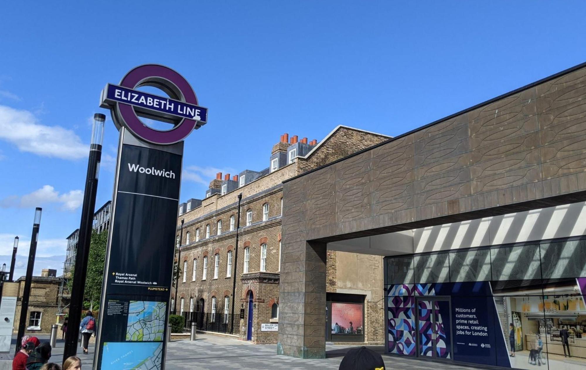 2 Bed Flat, Dedicated Workspace, Parking, 4Ktv London Eksteriør billede